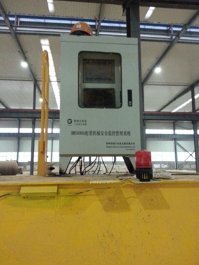 鞏義安裝門(mén)機(jī)安全監(jiān)控系統(tǒng)現(xiàn)場(chǎng)一